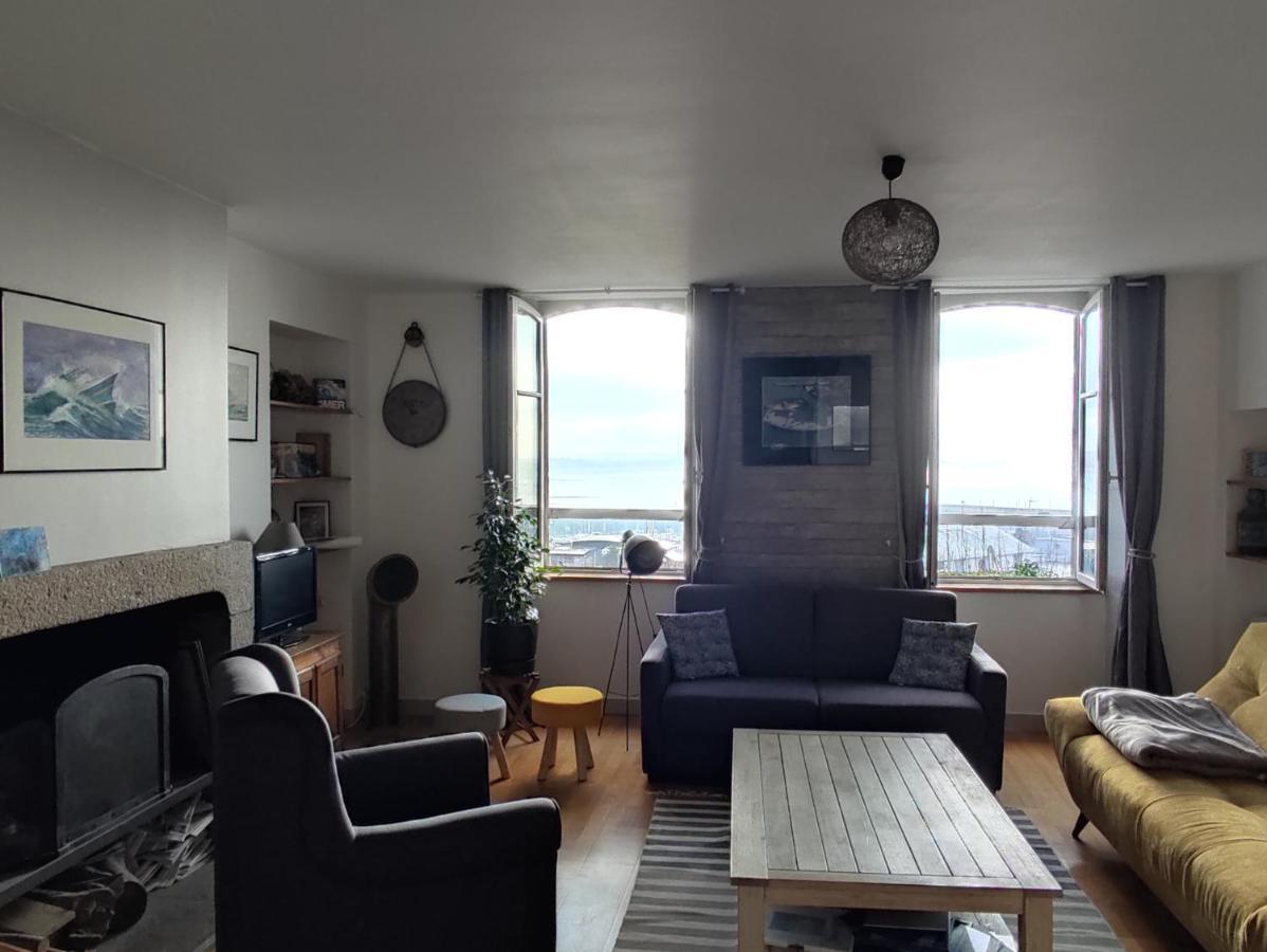 La Maison de l'Amiral vue sur mer à Granville Esterno foto